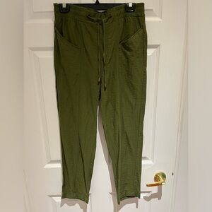 💚Dark Green Drawstring Zara Pants💚